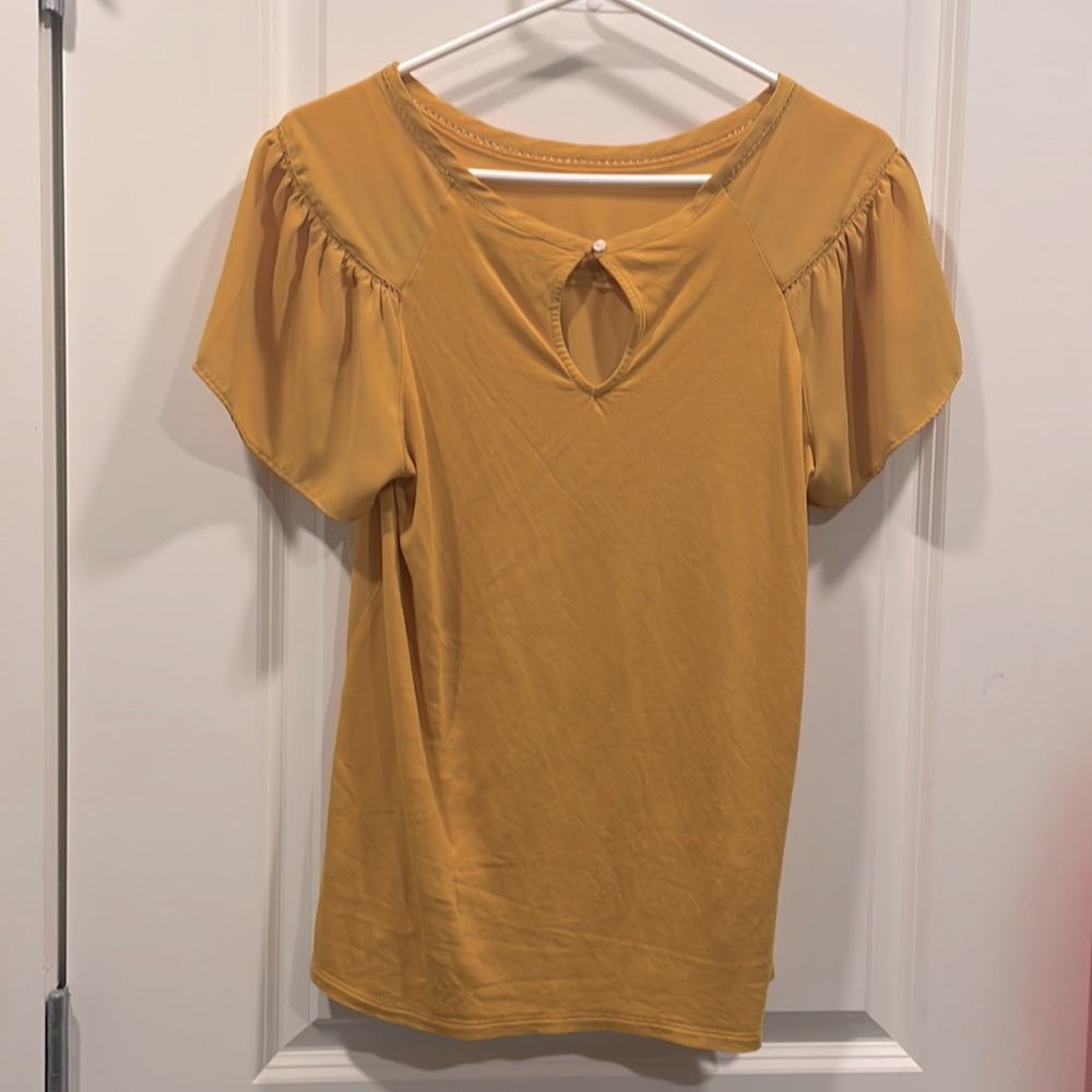 Loft blouse! - Picture 3 of 5